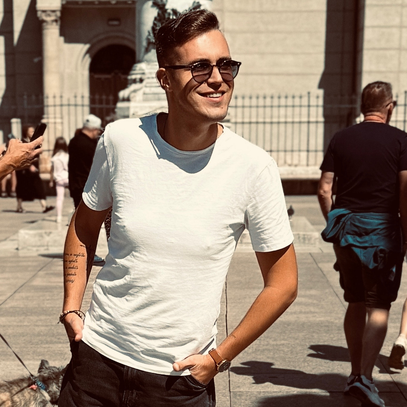 Coolins i Petar Brkljačić udružuju snage – uskoro stiže novi singl koji će osvojiti publiku 