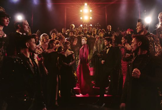 Elton John + kultni film stiže album mjuzikla „The Devil Wears Prada“!