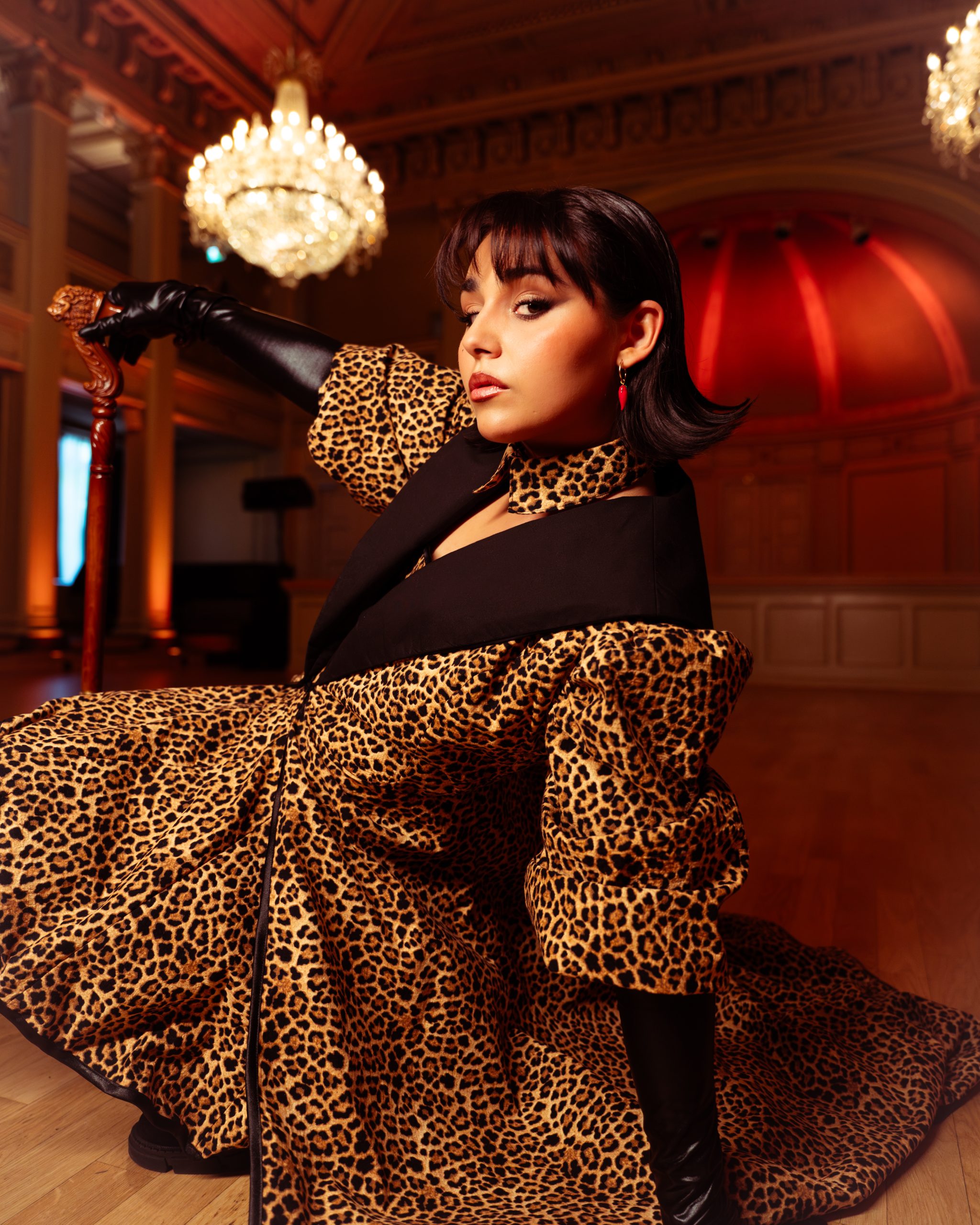 Eurovizijska zvijezda Alessandra donosi kraljevsku himnu ženskoj snazi! 