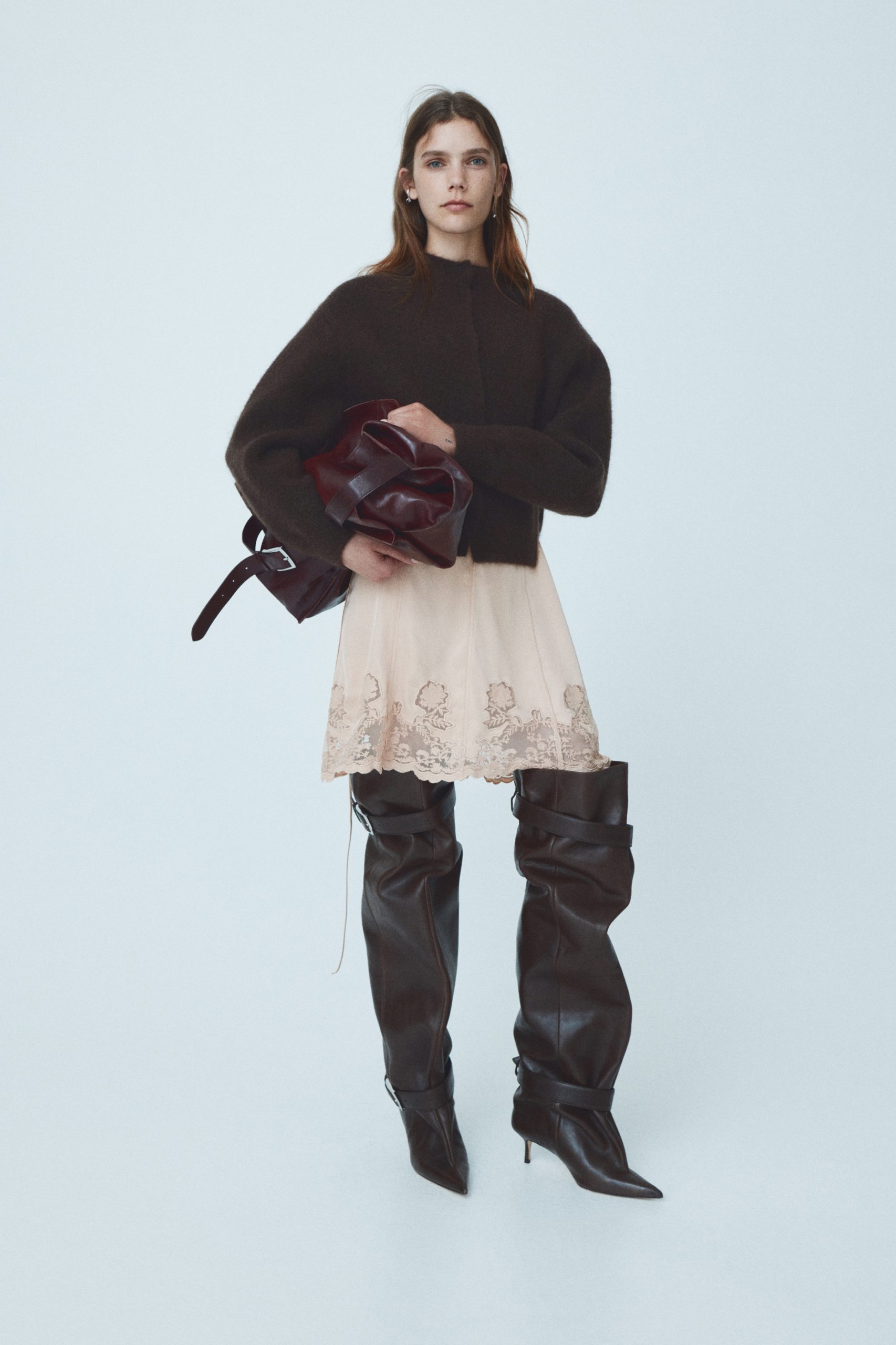 H&M Studio AW25 – spoj brutalizma i nostalgije