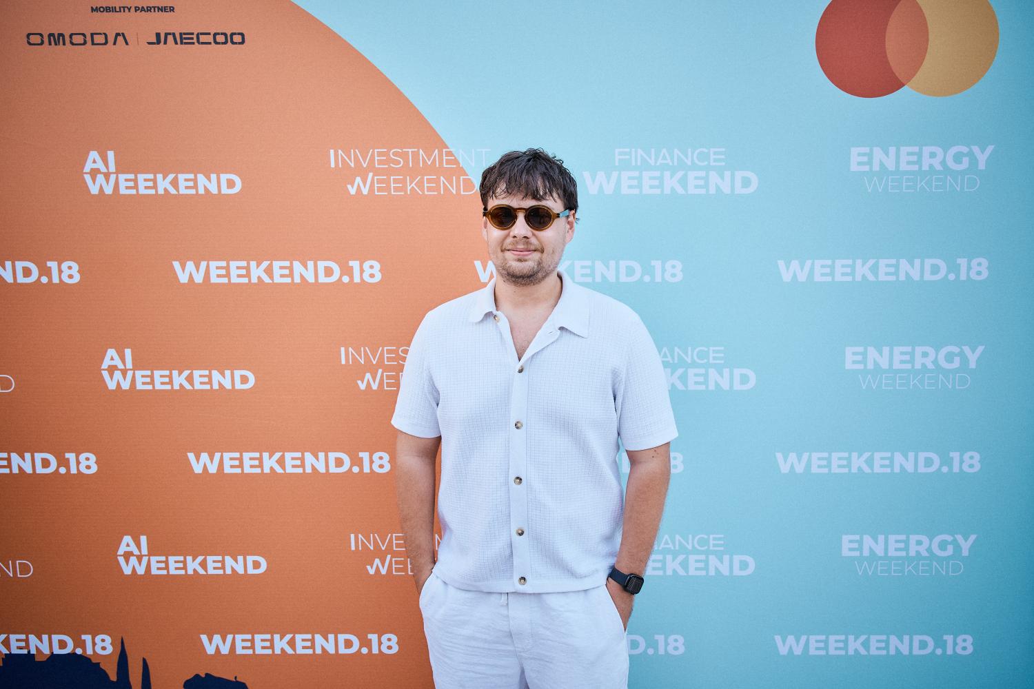 Weekend.18, Weekend festival, Rovinj događaji, hrvatski festivali, HR Weekend, AI Weekend, Finance Weekend, Investment Weekend, Energy Weekend, poslovni festivali, networking, startup Hrvatska, tehnologija, umjetna inteligencija, AI u poslovanju, fintech, investicije, energija budućnosti, održiva energija, e-mobilnost, paneli, radionice, konferencija, mediji, novinarstvo, geopolitika, nacionalni stereotipi, hejt online, liderstvo, HR trendovi, talent management, razvoj karijere, poslovna kultura, AI startup, generativna inteligencija, investicijske prilike, financije nove generacije, ESG standardi, poslovna edukacija, poslovna inspiracija, poslovni razgovori, lifestyle festival, glazba i zabava, jazz fusion, DJ nastupi, Jax Jones, Tihomir Pop Asanović, večernja zabava, networking party, Mastercard partner, Maistra smještaj, Priceless iskustvo, poslovni događaji Hrvatska, poslovni paneli, strategija, inovacije, tehnologija i društvo, startup investicije, globalno tržište, lideri industrije, stručnjaci, poslovni trendovi, poslovni mentor, HR strategija, AI edukacija, financijski stručnjaci, poslovni savjeti, održivi razvoj, energetska tranzicija, energija i tehnologija, konferencija Rovinju, poslovni networking, poduzetništvo, investitori, poslovni uspjeh, poslovni modeli, poslovna inspiracija, lifestyle događaji, budućnost rada, digitalna transformacija, HR digitalizacija, poslovna edukacija, znanstvena predavanja, poslovna znanja, panel diskusije, inovativna rješenja, poslovna praksa, lideri mišljenja, financijski lideri, globalna ekonomija, startup priče, poslovna vizija, energija i inovacija, poslovni izazovi, poslovna rješenja, poslovni event, Rovinj lifestyle, Weekend iskustvo, poslovni festival Hrvatska, networking događaj, poslovna zajednica, edukacija i inspiracija, profesionalni razvoj, poslovna scena, hrvatski poduzetnici, tehnološki trendovi, budućnost industrije
