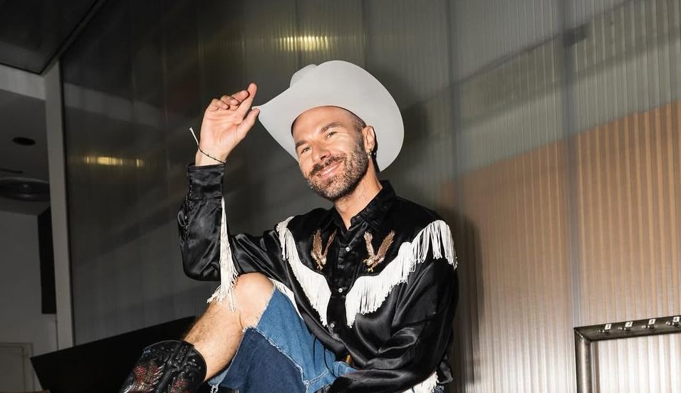 Kad cowboy estetika susretne avangardu – look Mate Rončevića o kojem se priča Hello Magazine Croatia Hrvatska