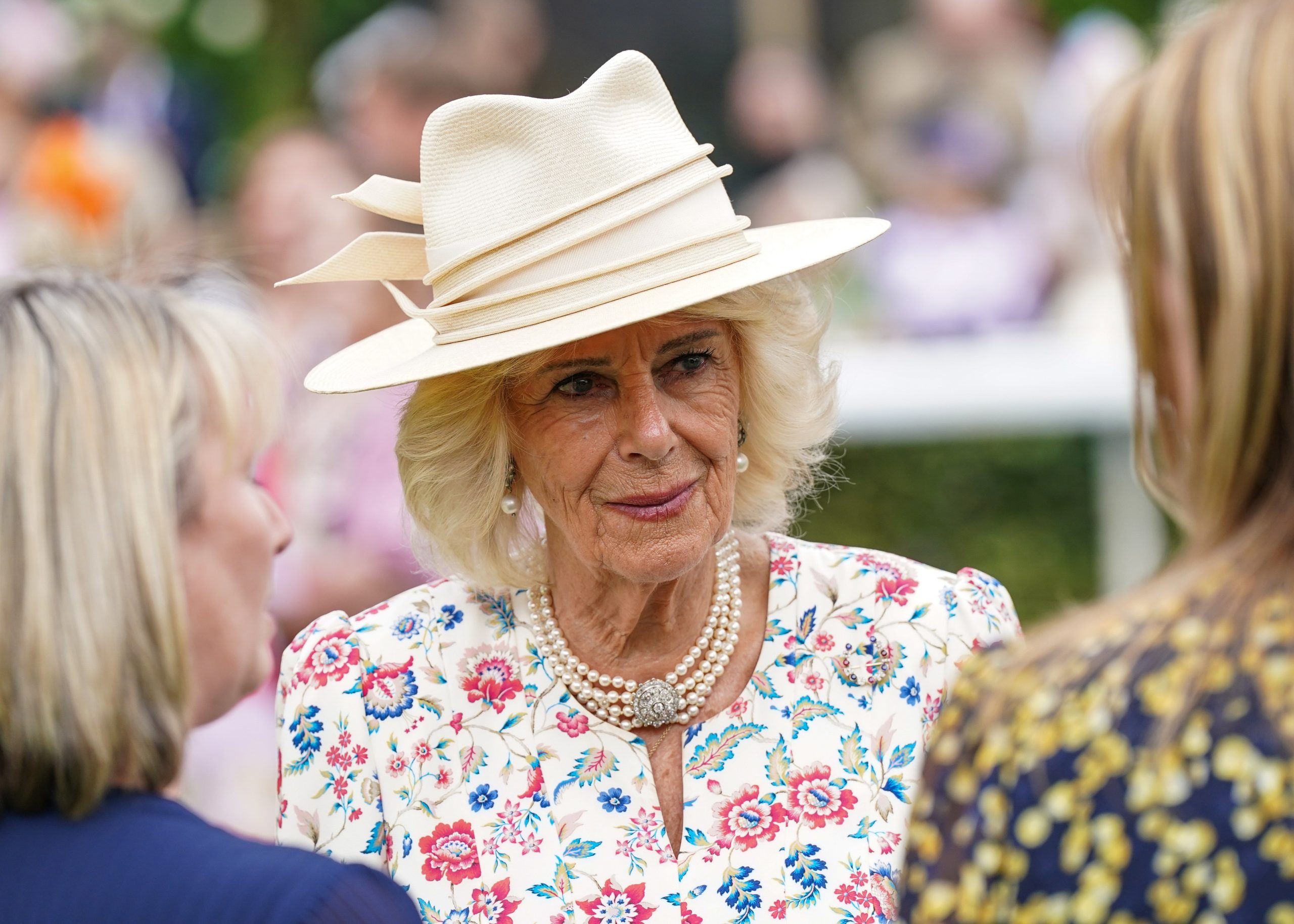 Kraljica Camilla iskreno o traumatičnom iskustvu iz mladosti Hello Magazien Croatia