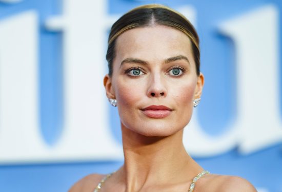 Margot Robbie zablistala u prozirnoj haljini Hello Magazin Croatia Hrvatska