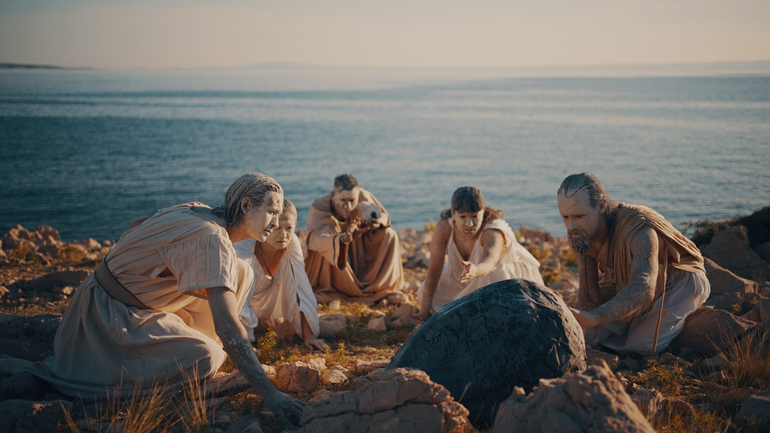 Mimika Orchestra ima novi singl Zrcalo/Mirror