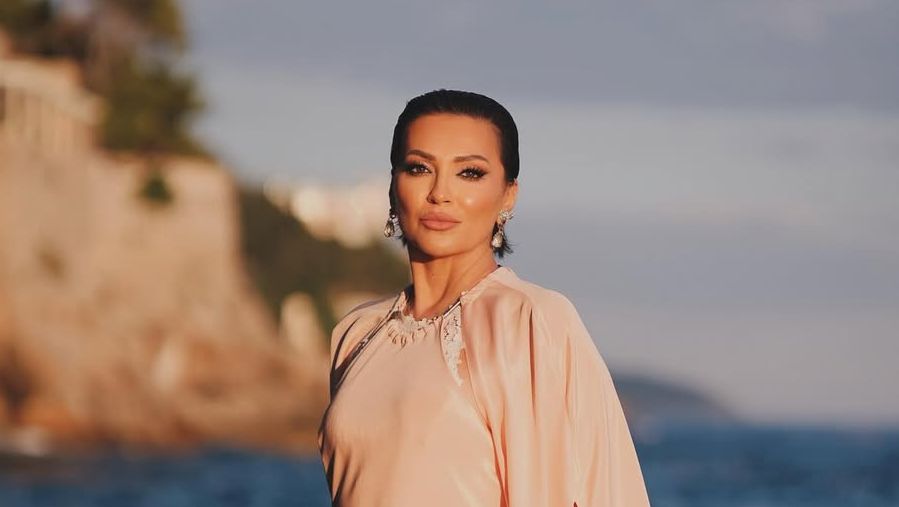 Nina Badrić pokazala fotku iz 1991 hELLO mAGAZIN Croatia Hrvatska