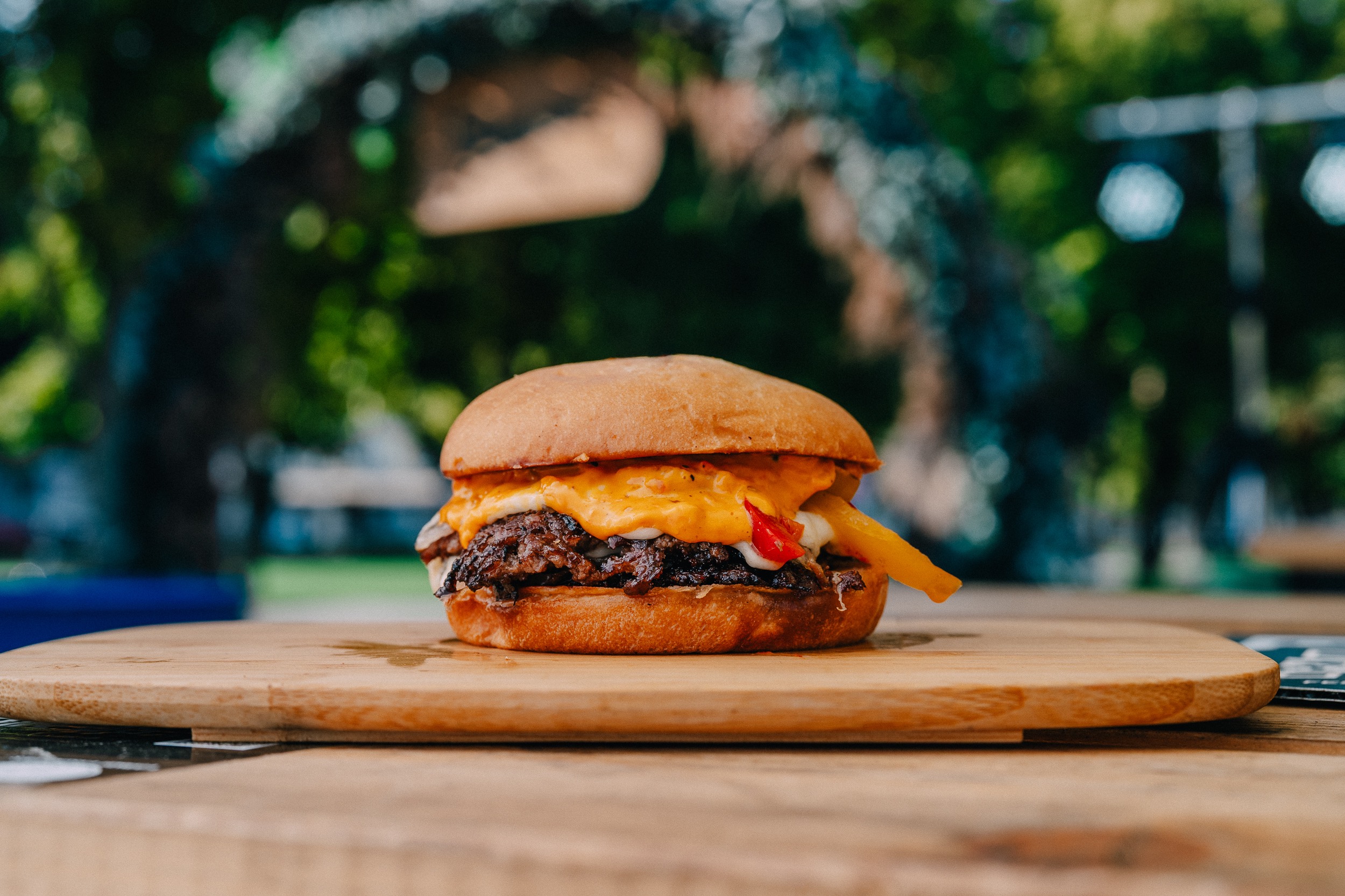 OTVOREN JE 10. BURGER FESTIVAL ZAGREB Slavljenički okusi, vrhunska atmosfera i doživljaj za pamćenje