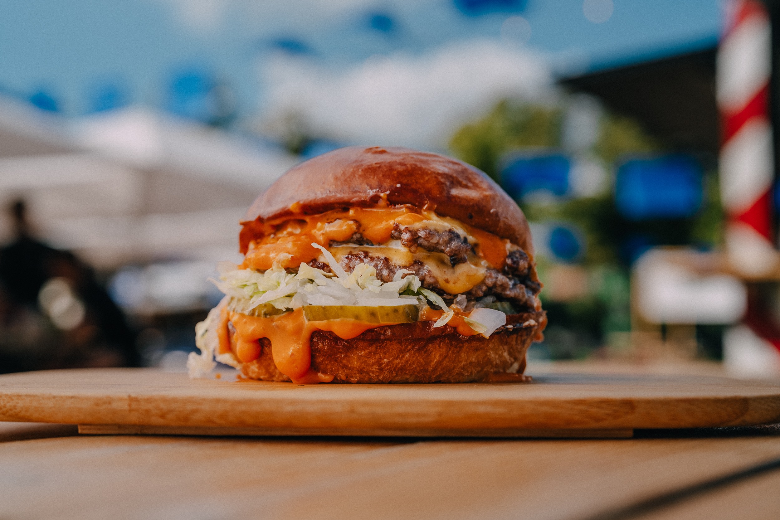 OTVOREN JE 10. BURGER FESTIVAL ZAGREB Slavljenički okusi, vrhunska atmosfera i doživljaj za pamćenje