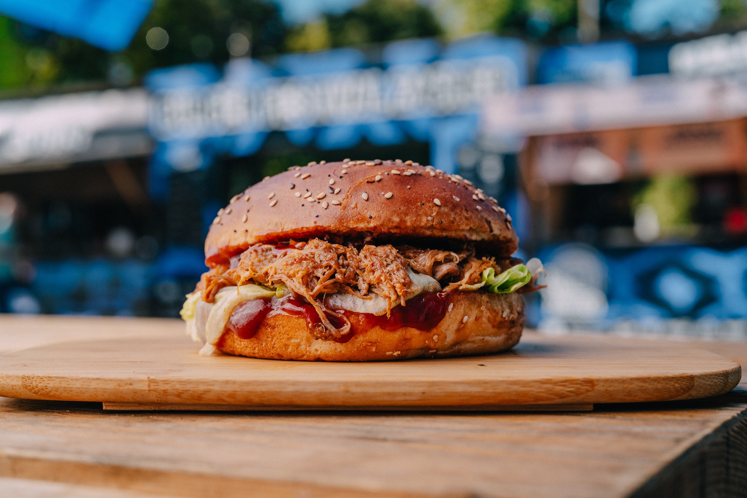 OTVOREN JE 10. BURGER FESTIVAL ZAGREB Slavljenički okusi, vrhunska atmosfera i doživljaj za pamćenje