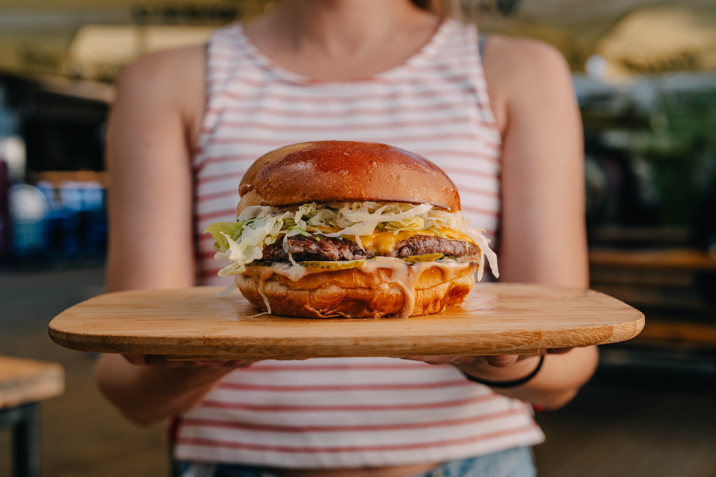 OTVOREN JE 10. BURGER FESTIVAL ZAGREB Slavljenički okusi, vrhunska atmosfera i doživljaj za pamćenje