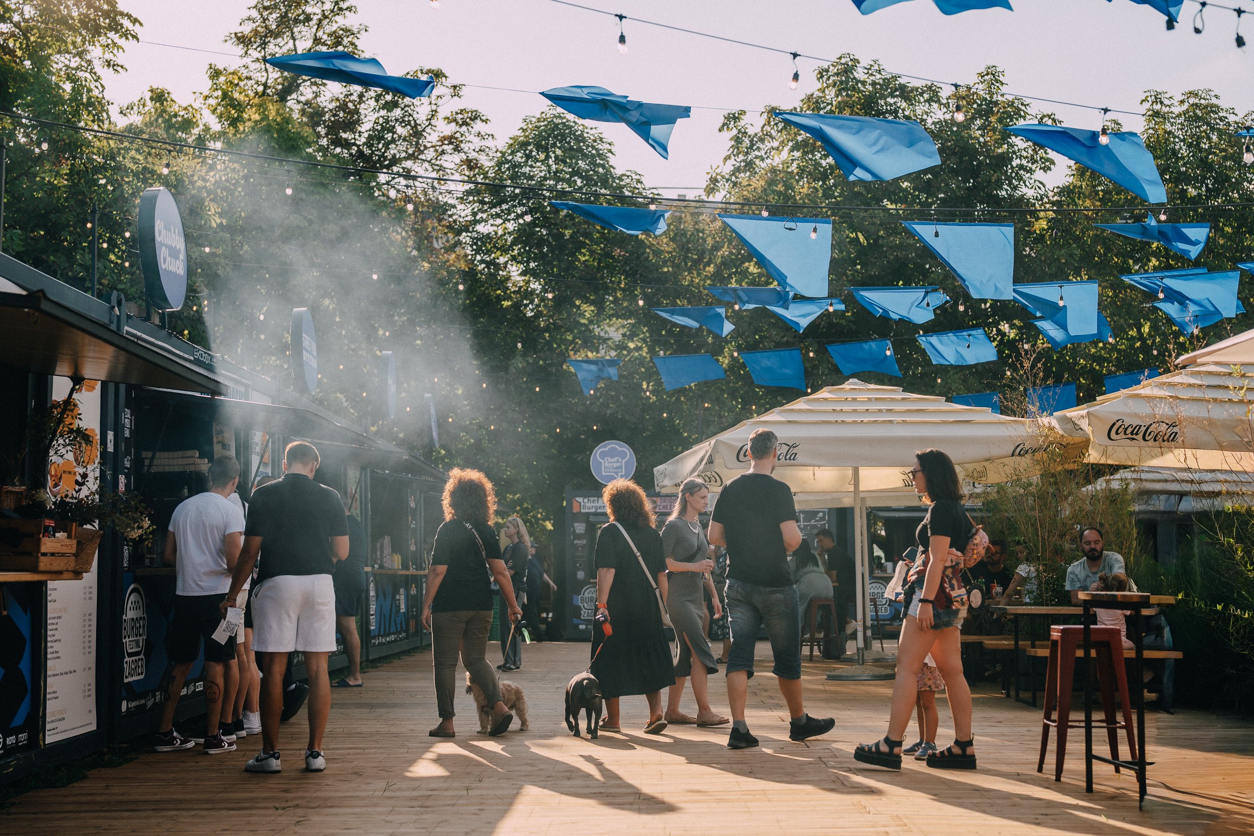 OTVOREN JE 10. BURGER FESTIVAL ZAGREB Slavljenički okusi, vrhunska atmosfera i doživljaj za pamćenje