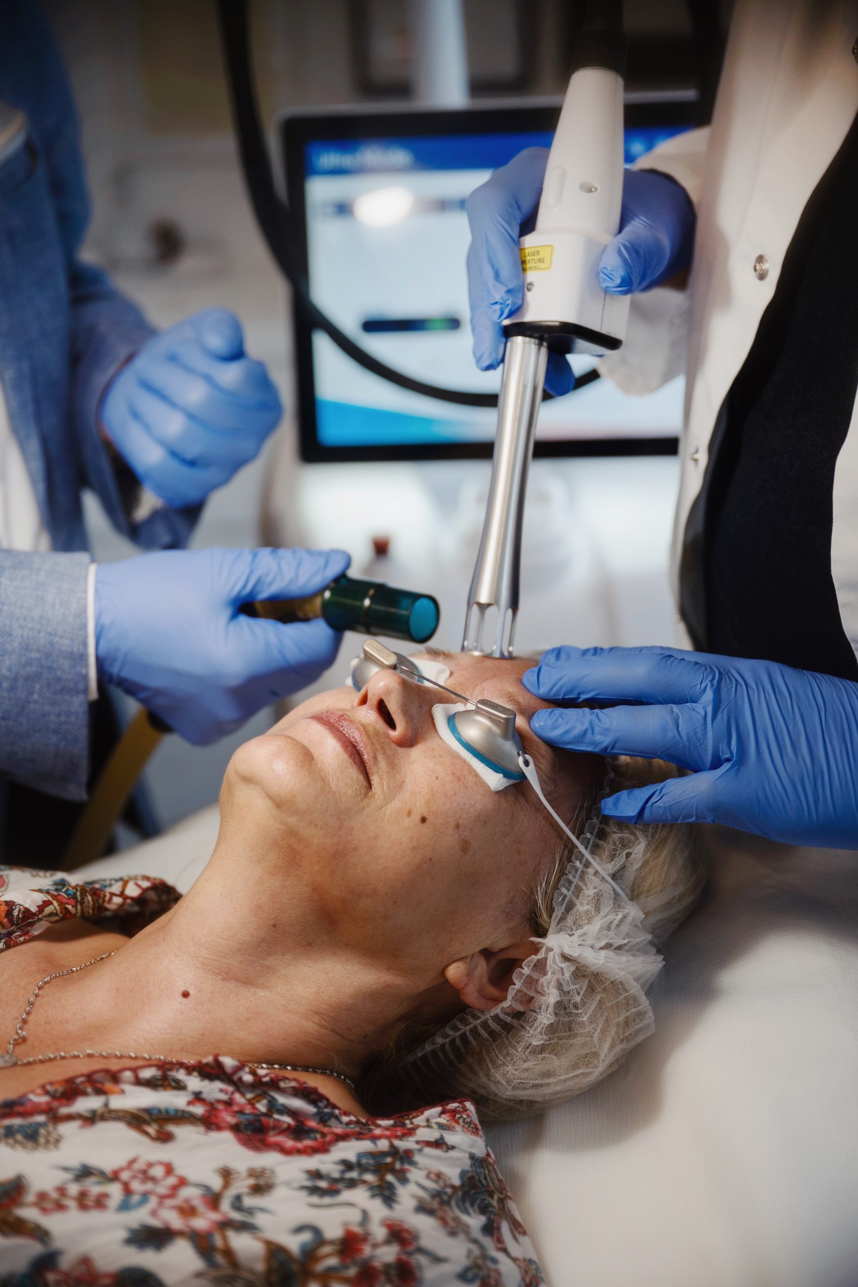 Pomlađivanje budućnosti stiglo je u regiju – UltraClear™ 2910 nm fiber laser ekskluzivno u Poliklinici Milojević!