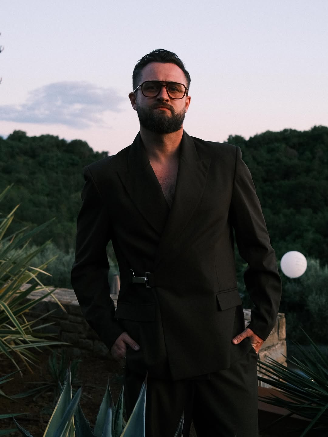 Prepoznajte li ovog dječaka Ovom fotografijom raznježio je srca obožavatelja Hello Magazin Croatia