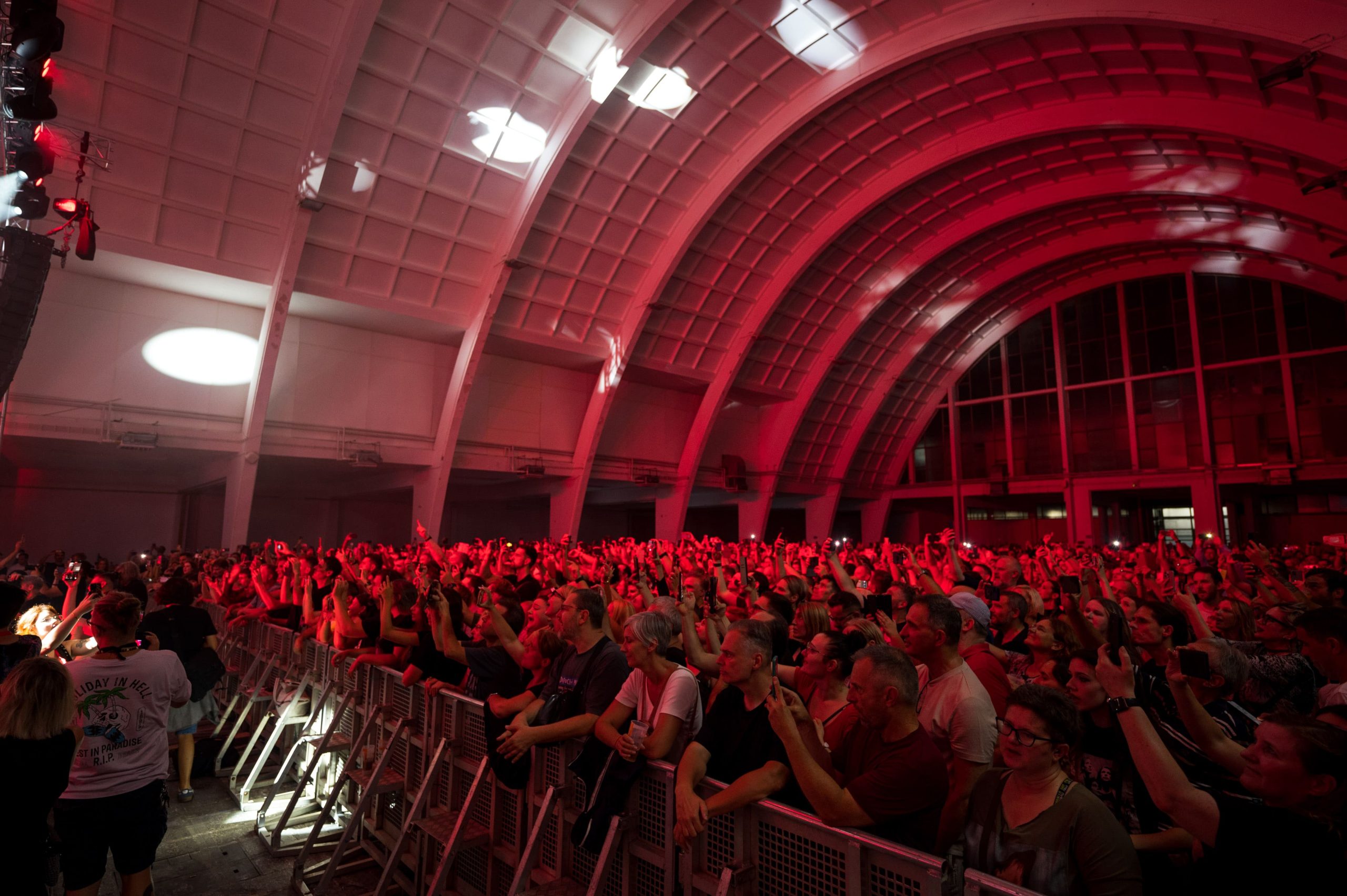 Prvi nastup Alphavillea u Hrvatskoj: Publika svih generacija uživala uz bezvremenske hitove „Forever Young“ i „Big in Japan“ 