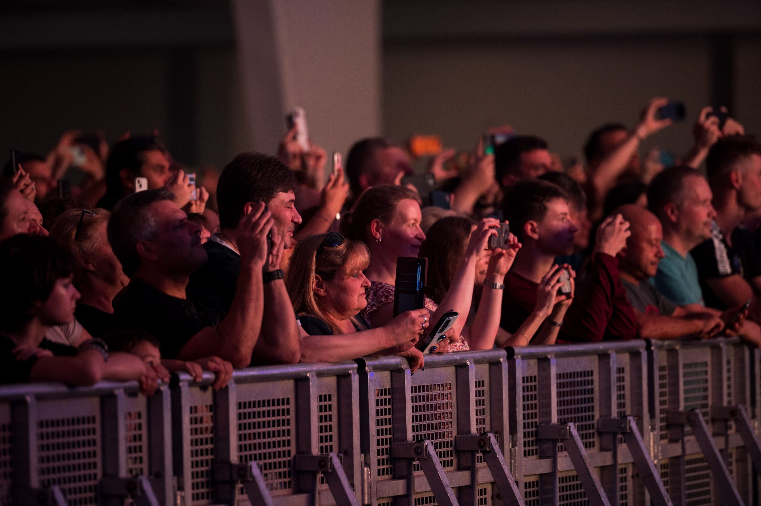 Prvi nastup Alphavillea u Hrvatskoj: Publika svih generacija uživala uz bezvremenske hitove „Forever Young“ i „Big in Japan“ 