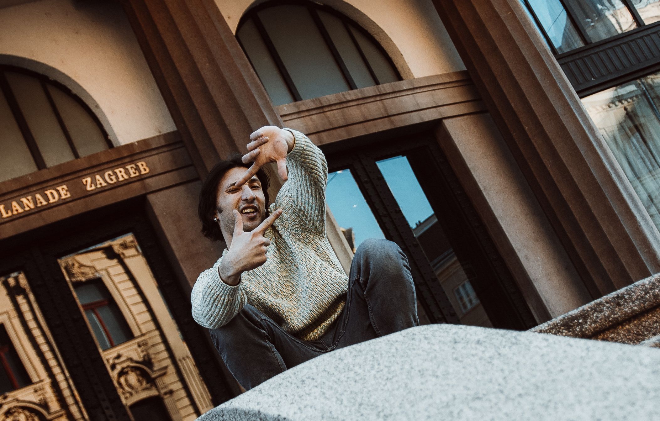 Sandro Bjelanović predstavlja novi singl 'Zbog tebe' Hello Magzaine Croatia Hrvatska 2