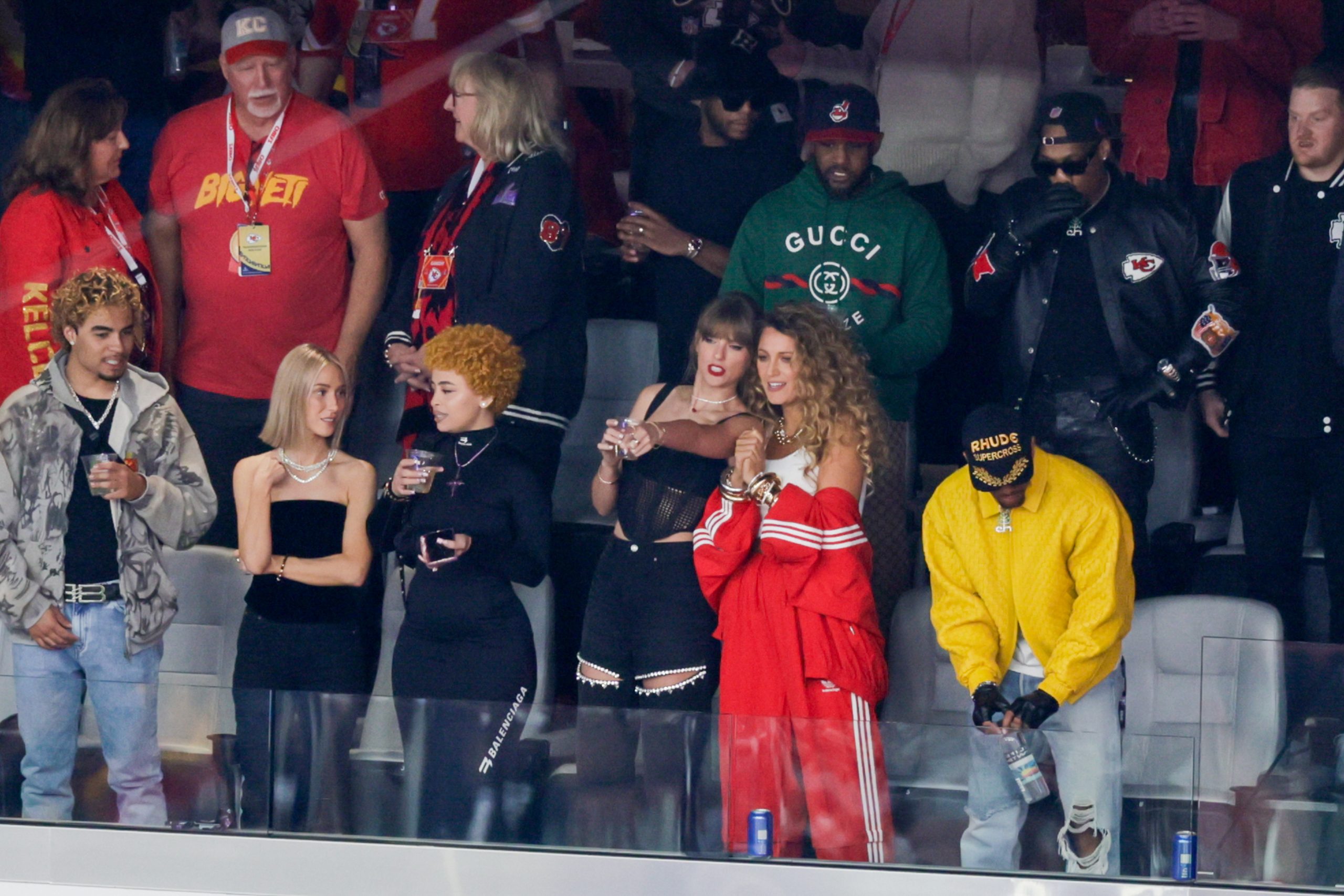 Taylor Swift izbacila Blake Lively Hello Magazin Croatia Hrvatska