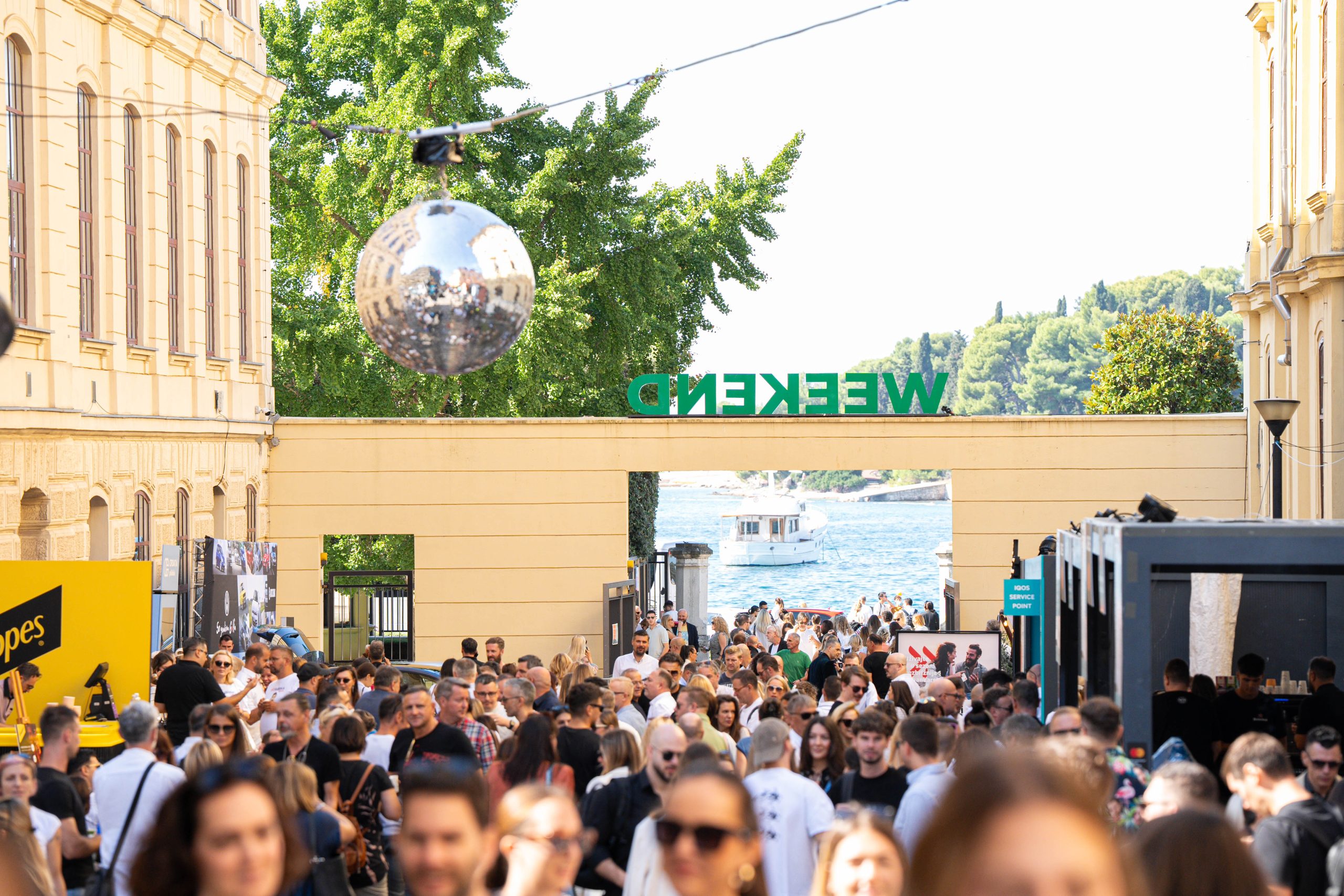 elemach X Weekend.18 Hello Magazin Hrvatska Croatia