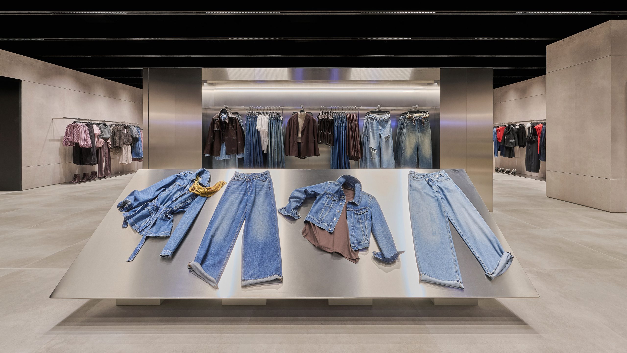 Proširena trgovina od 2.300 m² spaja modu, arhitekturu i tehnologiju u jedinstveno iskustvo kupovine