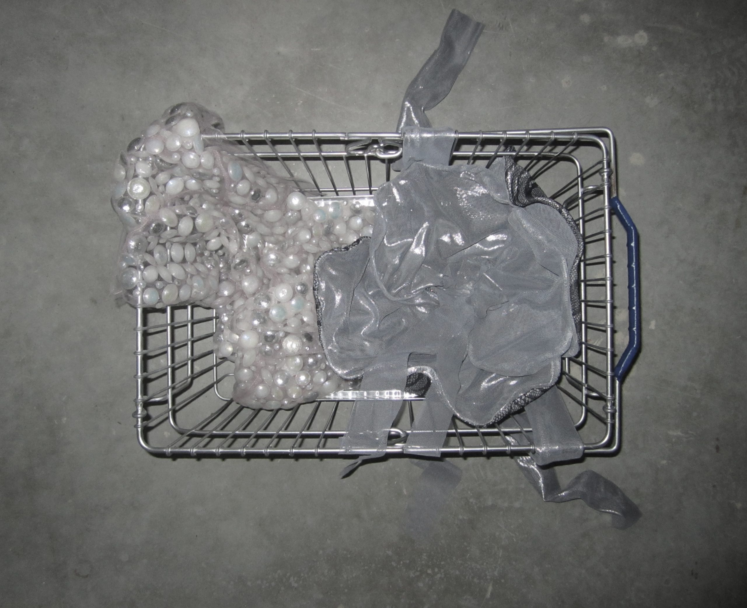 5 modnih dizajnerica i jedan 'supermarket' Ne propustite Prokletnice vol. 2 Pop-up Market @Holographik Space