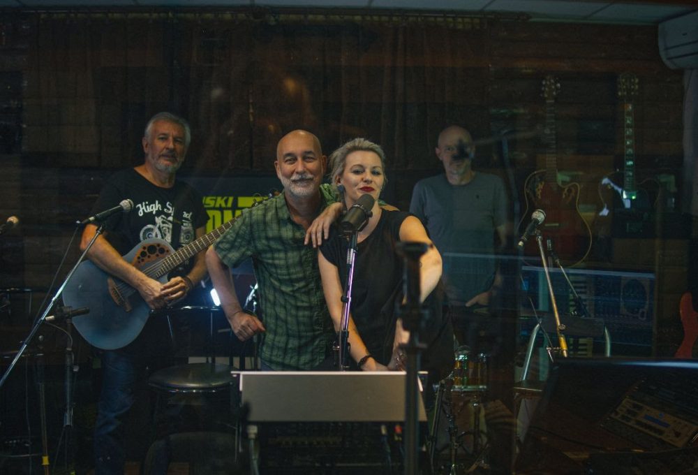 Adrenalica ogolila emocije u novoj verziji pjesme 'Uzalud'