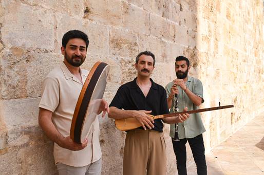 Ali Doğan Gönültaş u Lisinskom Hello Magazine Croatia Hrvatska