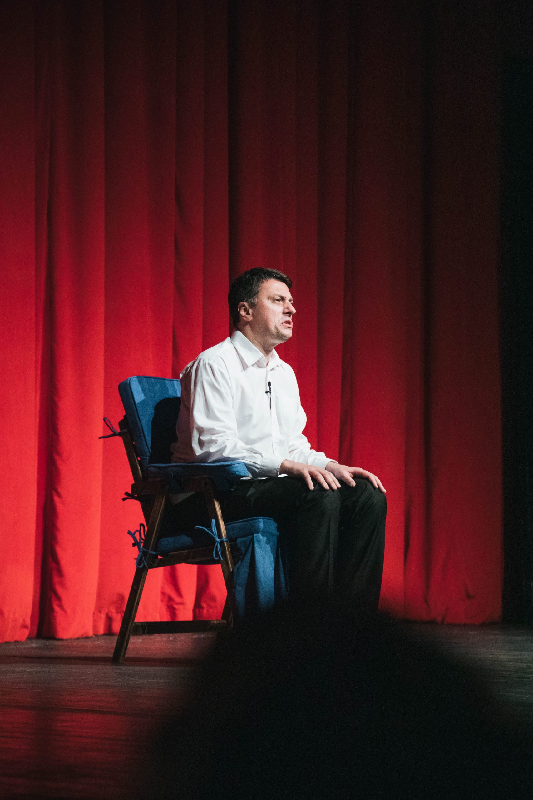 Jedna večer, jedan glumac, tisuću istina: zašto svi žele vidjeti Andriju Miloševića uživo?