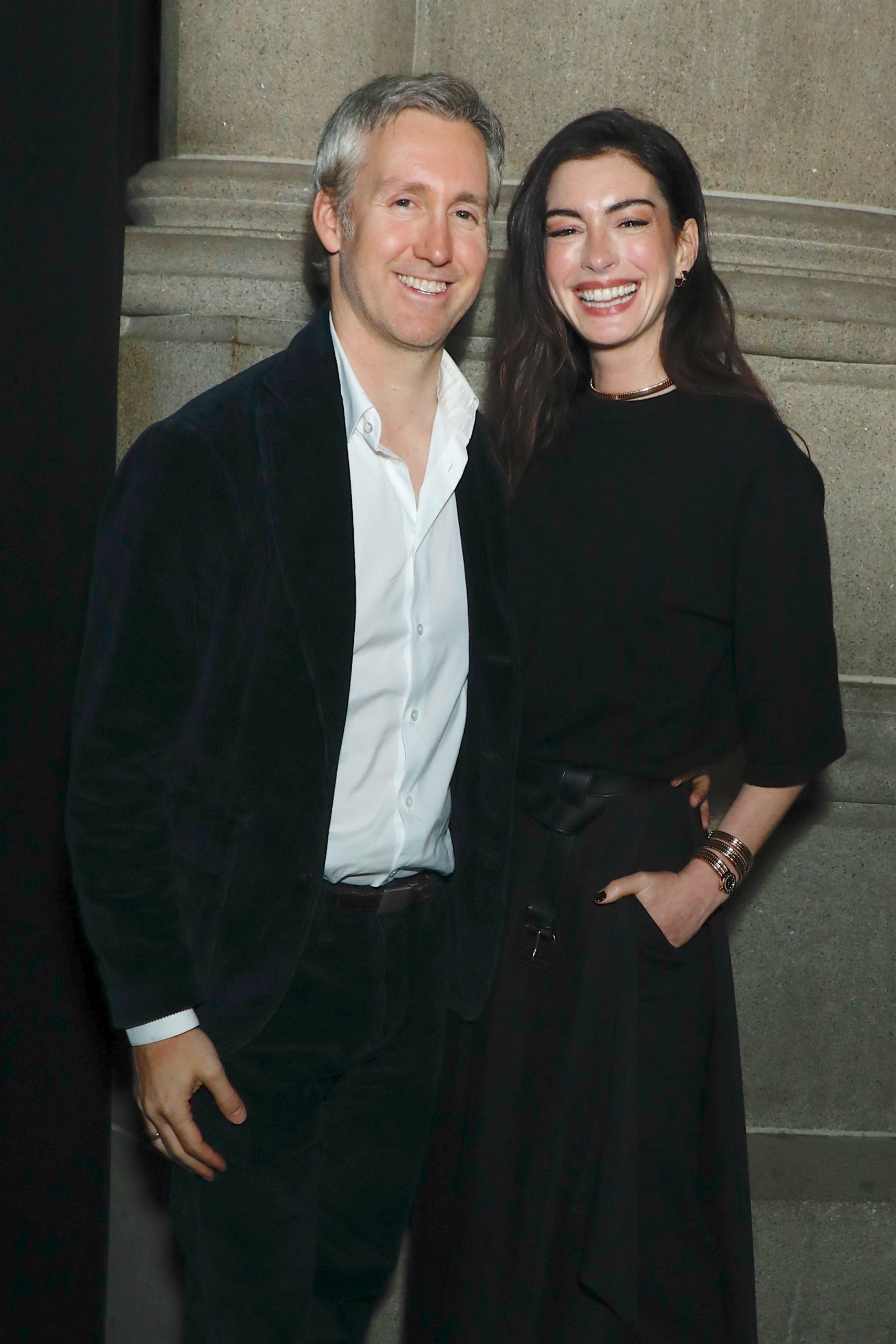 Anne Hathaway i Adam Shulman Hello magazin Croatia Hrvatska