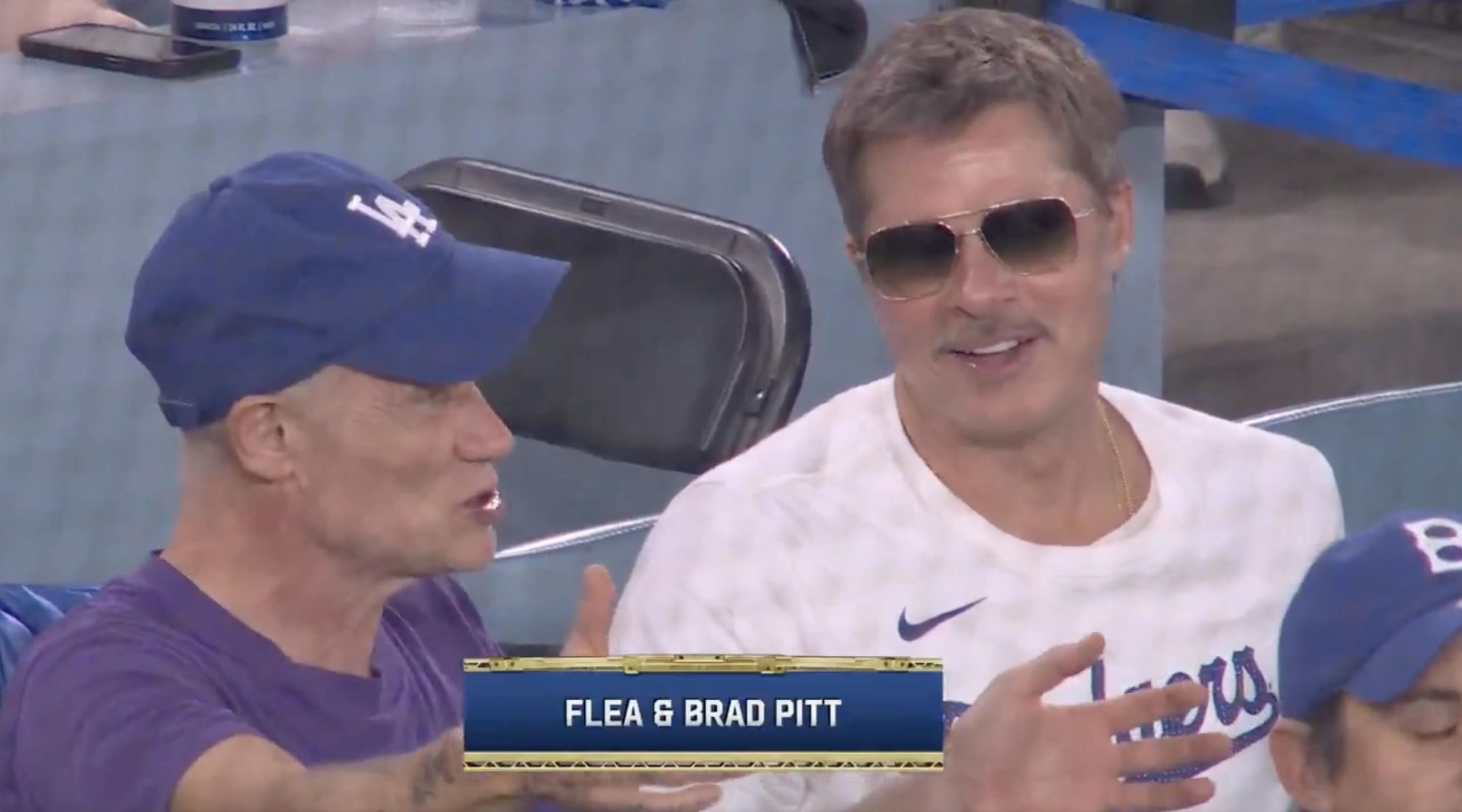 Brad Pitt iznenadio novim imidžem na bejzbol utakmici Hello Magazin Croatia Hrvatska