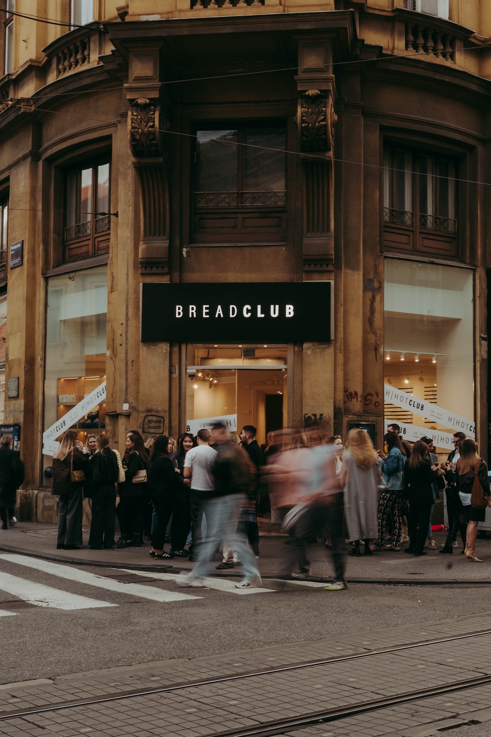 Bread Club × Hot Habitat: HOT CLUB after work — gradski mini reset u Frankopanskoj