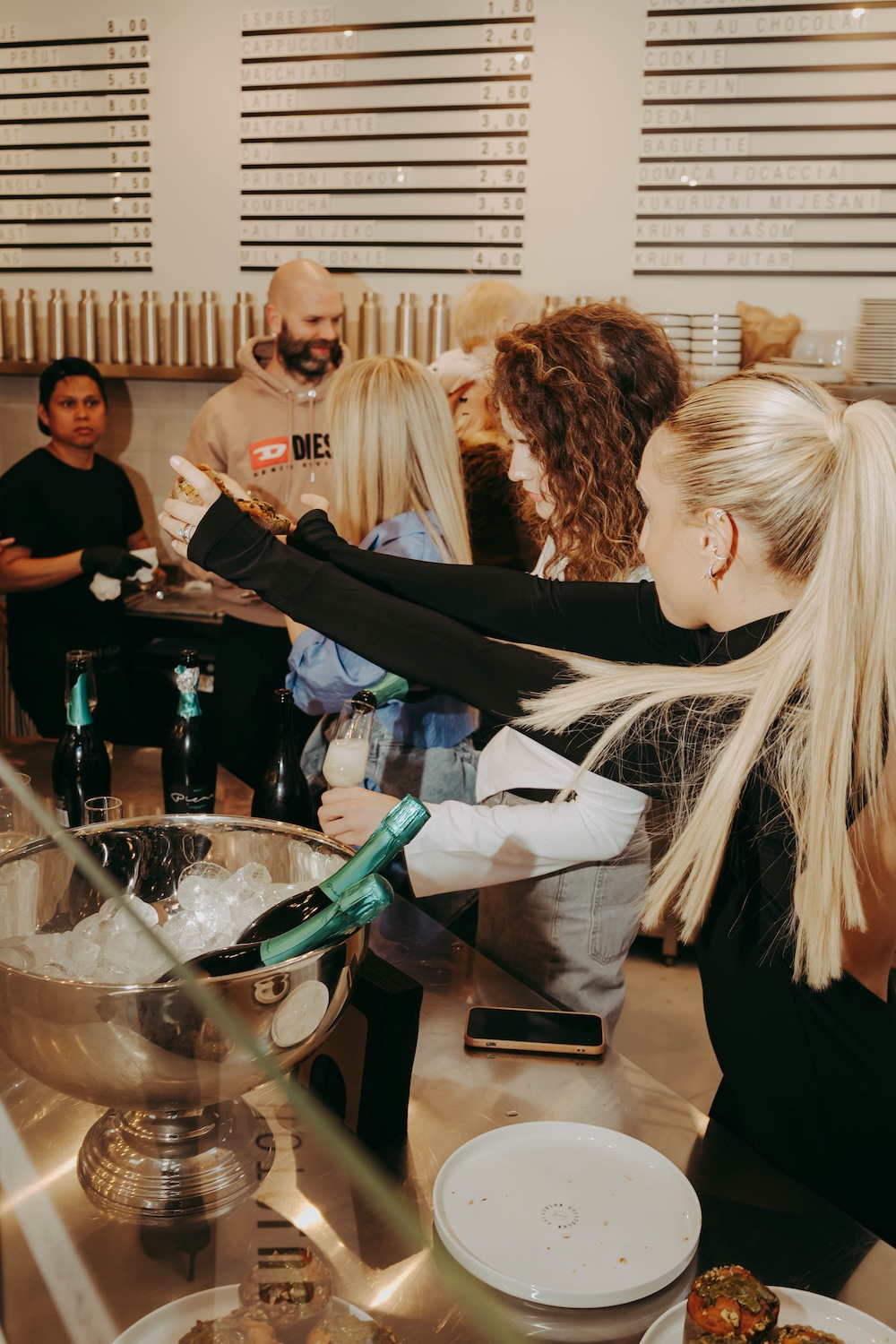 Bread Club × Hot Habitat: HOT CLUB after work — gradski mini reset u Frankopanskoj