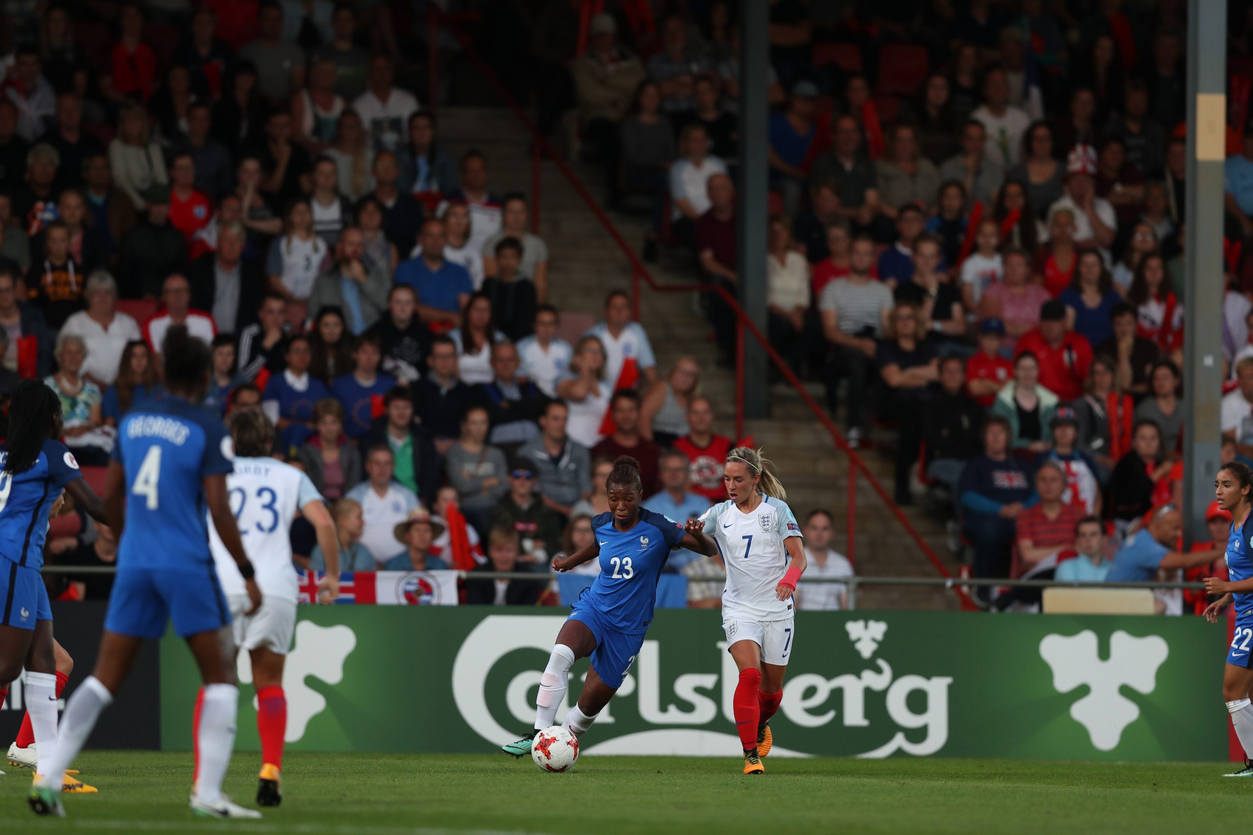 Carlsberg se vraća u igru – kao službeno pivo UEFA nogometnih reprezentacija