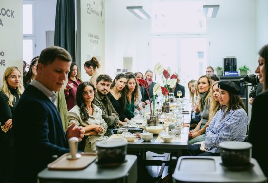 Kako influenceri i ljubitelji kave stvaraju savršene jutarnje rituale