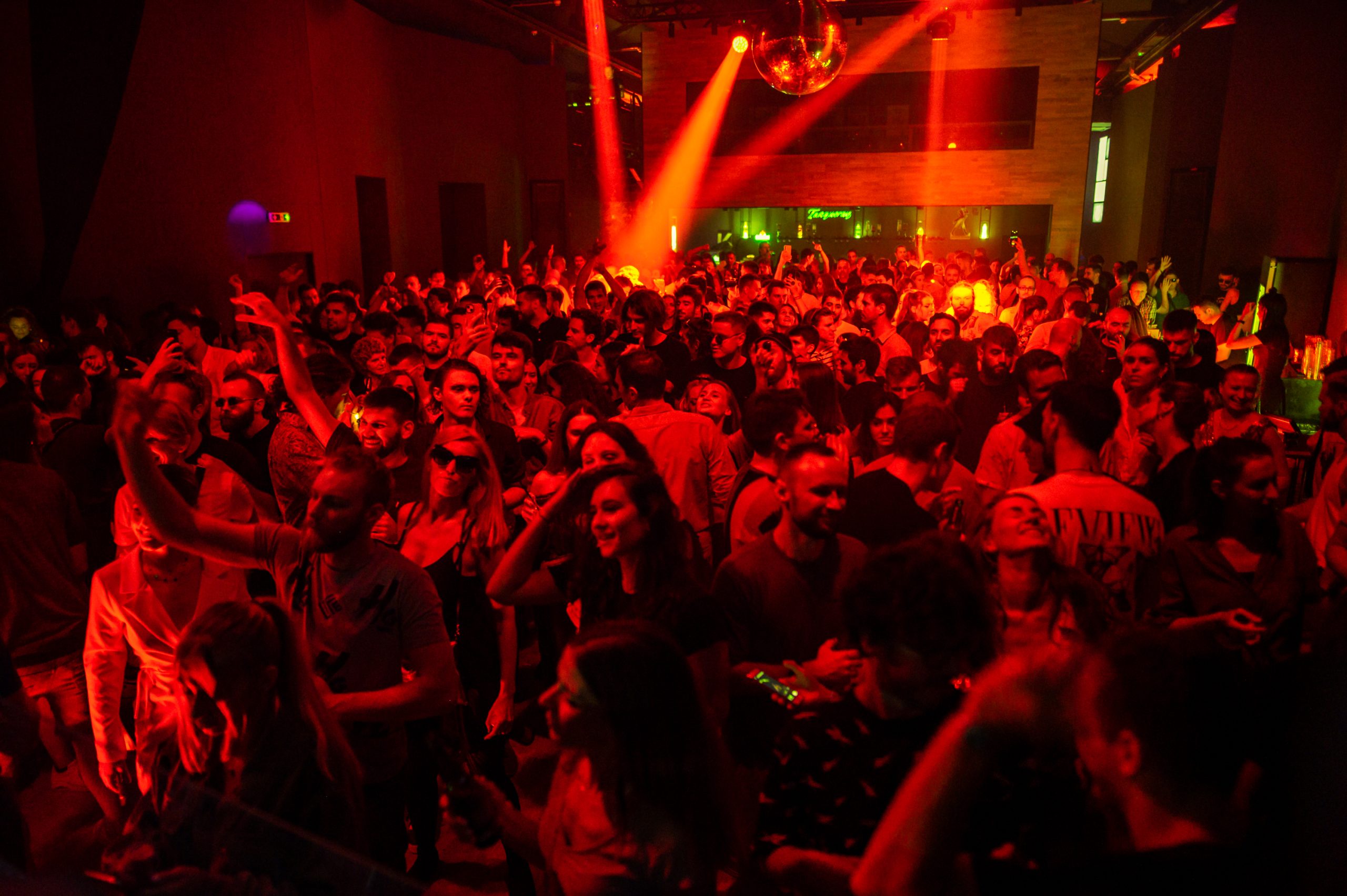 Mousse T., Mousse T Zagreb, Mousse T party, Mousse T Peti Kupe, disco Zagreb, house Zagreb, Discoton, Dobar Disco, Peti Kupe Zagreb, klupska scena Zagreb, najbolji party Zagreb, disko događaji Zagreb, elektronička glazba Zagreb, DJ Mousse T, Subota Zagreb party, zagrebački klubovi, hitmejker Mousse T, disco spektakl Zagreb, night out Zagreb, Berlin DJ Zagreb, Delfonic Zagreb, Tom Bug Zagreb, Dobar House, Peppermint Jam Records, Defected Records glazba, Glitterbox party, Sex Bomb Mousse T, Horny Mousse T, house classici, underground house party, disco legenda, Zagreb nightlife, plesni podij Zagreb, najbolji DJ party, Zagreb koncerti, Zagreb događaji studeni, party studeni Zagreb, clubbing Zagreb, elektro glazba Hrvatska, zagrebačka zabava, booking Zagreb, plesna kultura, DJ scena Hrvatska, hitovi za ples, disco house, soulful house Zagreb, eklektična glazba, Berlin scena u Zagrebu, klupska glazba, funky ritmovi Zagreb, house večeri Zagreb, dance party Zagreb, Zagreb što raditi, večernji izlazak Zagreb, najbolji klubovi u Hrvatskoj, Zagreb event guide, entrio ulaznice, glazbena događanja Zagreb, live DJ performans, poznati DJ Zagreb, party publika Zagreb, globalni DJ Zagreb, Zagreb lifestyle, Zagreb kultura noći, Peti Kupe event, urbani party Zagreb, Zagreb izlazak preporuka, Croatia nightlife, hrvatska elektronička scena, DJ booking Hrvatska, Zagreb glazbeni event, disco klasici, legendary DJ, Zagreb weekend party, night life Croatia, clubbing kultura, regionalna glazbena scena, Zagreb dance scena, studeni party, Zagreb večer za pamćenje, clubbing preporuke, Zagreb studentski izlazak, veliki party Zagreb, hrvatski klubovi, house DJ Hrvatska, disco DJ Hrvatska, party scene Hrvatska, festival atmosphere Zagreb, groove night Zagreb, vibe Zagreb party, Zagreb must go event, weekend guide Zagreb, kultni party Zagreb, specijalni event Zagreb, glazbeni spektakl Zagreb, dance hitovi party, Zagreb electro event, Zagreb disco fever, Peti Kupe disco, Zagreb večer diska