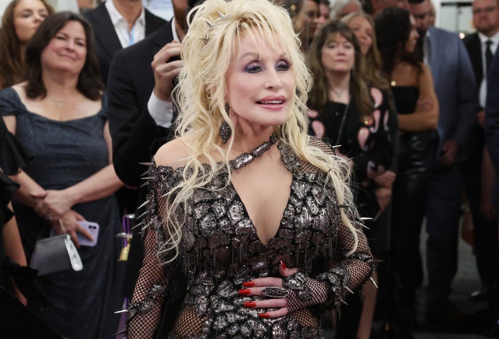 Dolly Parton prekinula šutnju o zdravstvenom stanju Hello Magazin Croatia Hrvatska