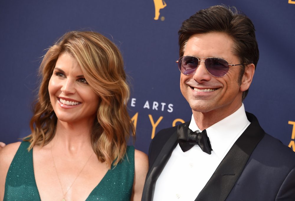 John Stamos o bivšem suprugu Lori Loughlin 'Strašan narcis koji joj je uništio život!' Hello Magazin Croatia Hrvatska