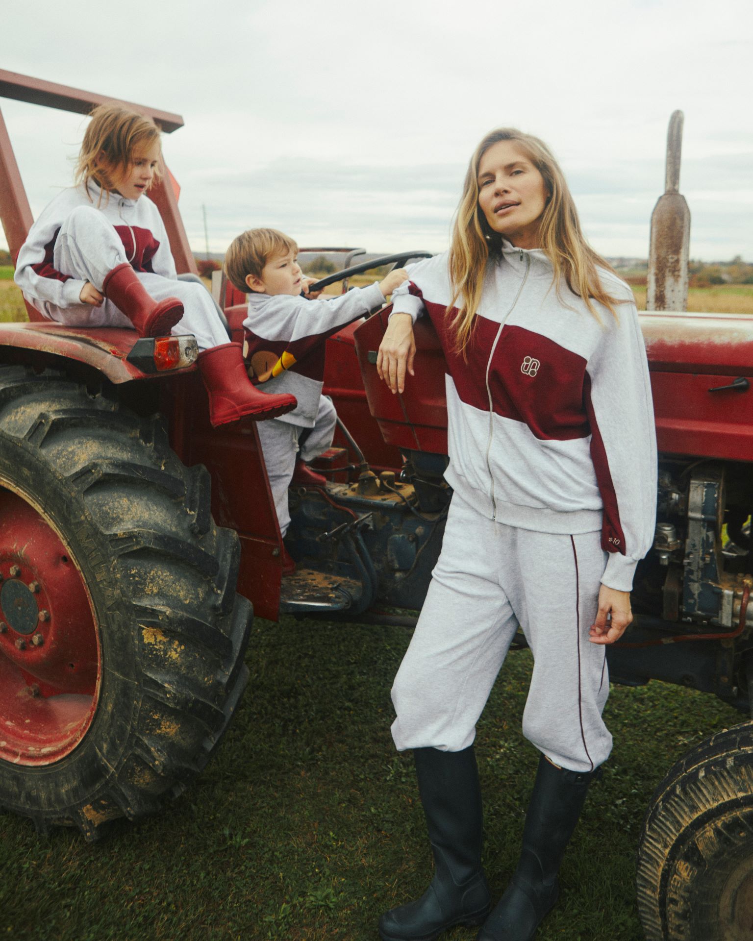 LUNILOU „GOOD CITIZENS“ — trenirke koje nose priču brenda od prvog šava 