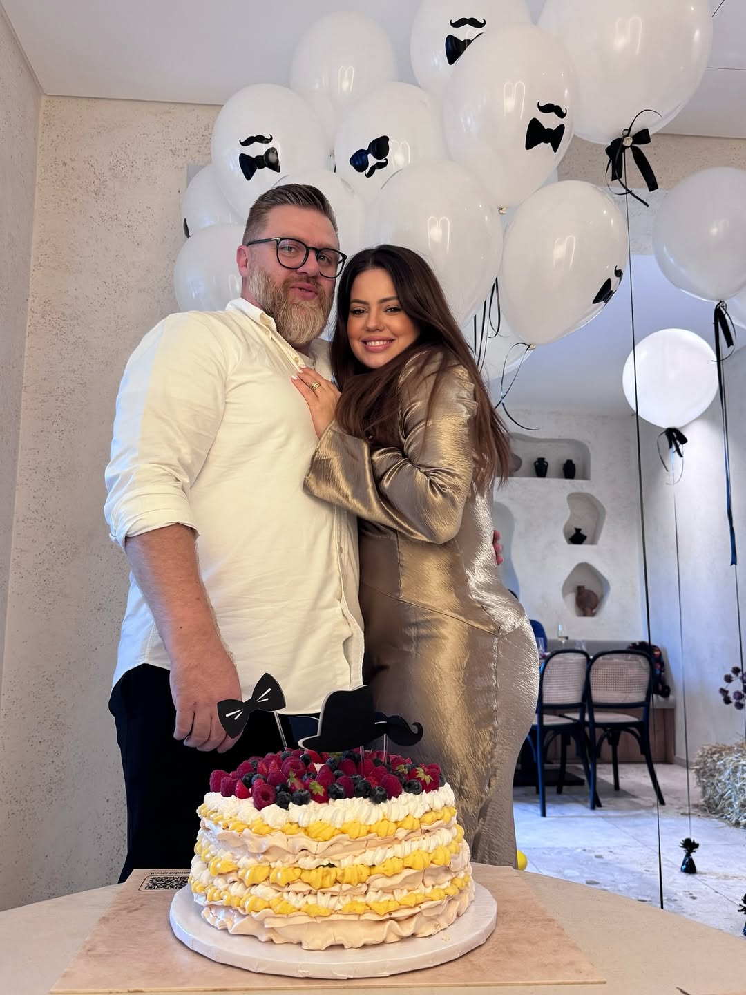 Lucija Lugomer dirljivom porukom čestitala rođendan suprugu Hello Magzin Croatia Hrvatska