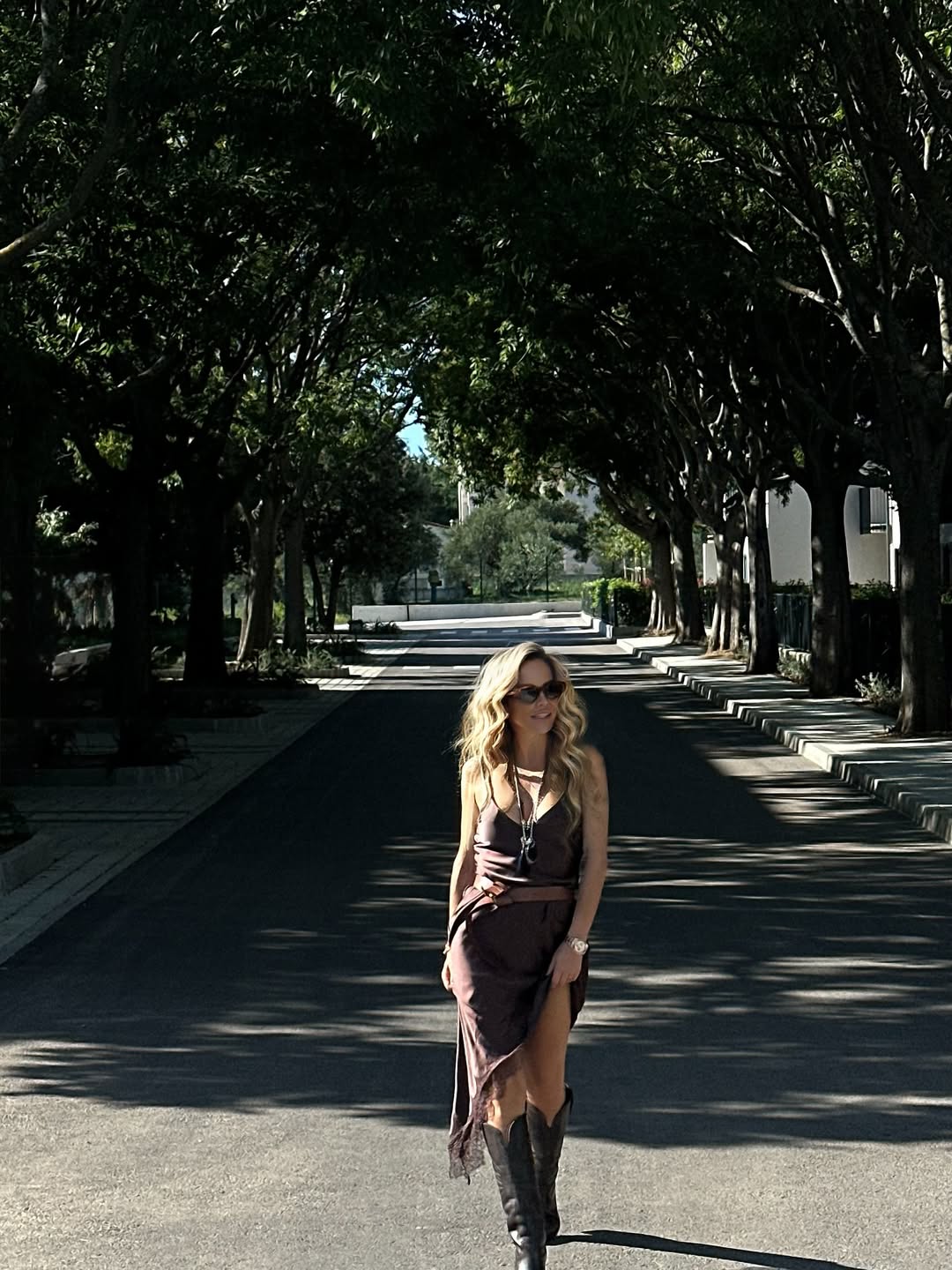 Maja Šuput u hit slip haljini Hello Magazin Croatia Hrvatska