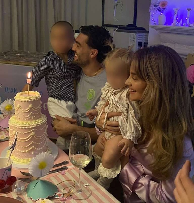 Mateo Kovačić objavio dirljive obiteljske fotografije Hello Magazin Croatia Hrvatska