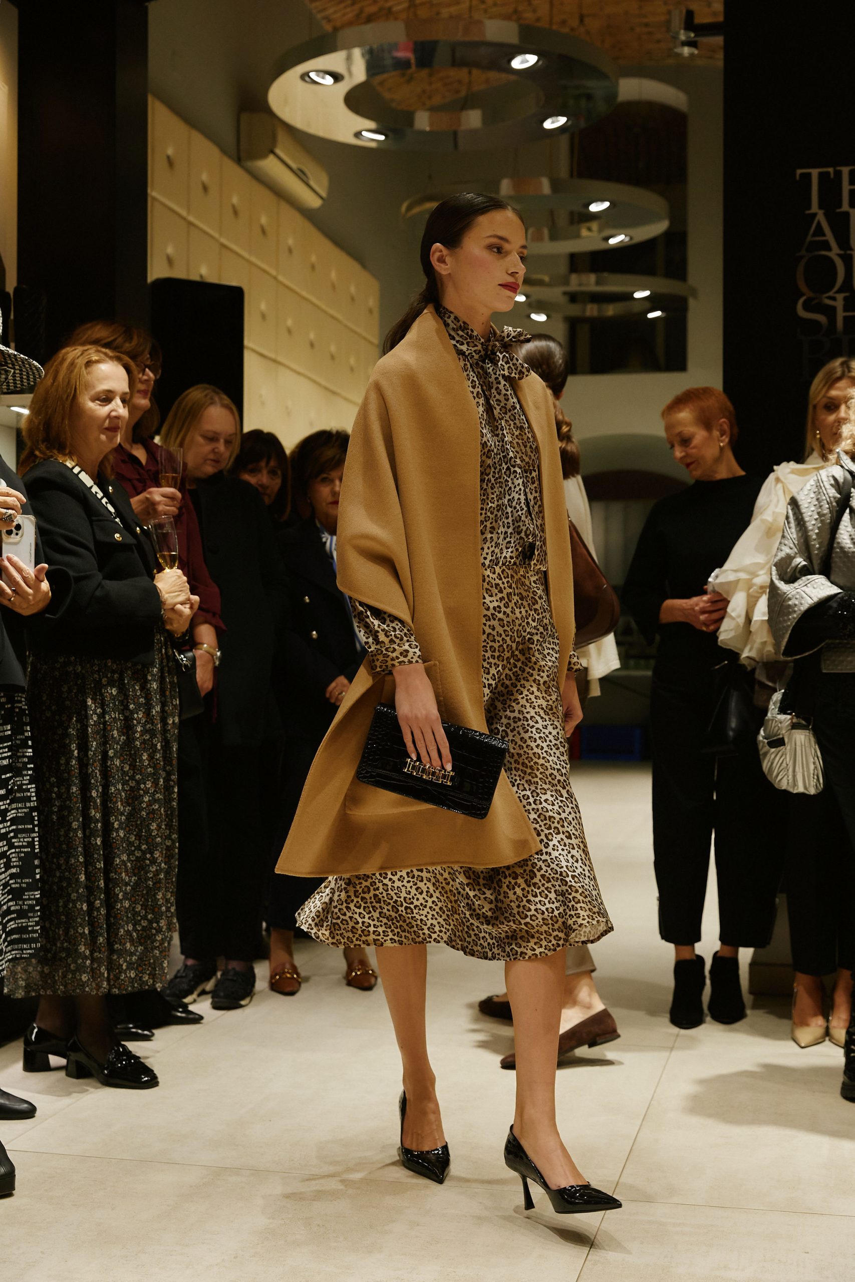 Minea, Högl i Seventy Venezia pokazali kako izgleda moda koja spaja udobnost, eleganciju i emociju Hello Magazin Croatia Hrvatska