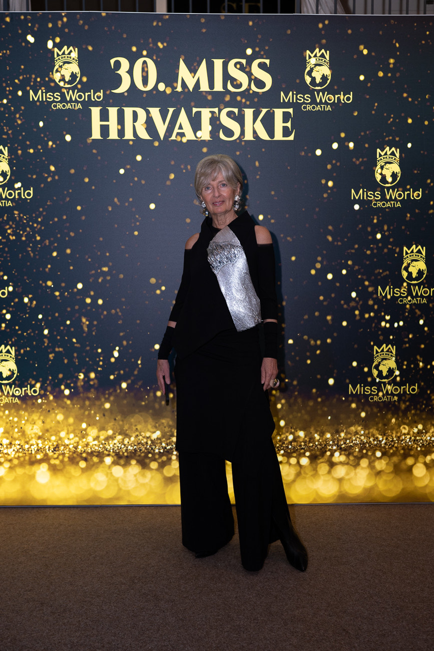 Miss Hrvatske je Ema Helena Vičar 