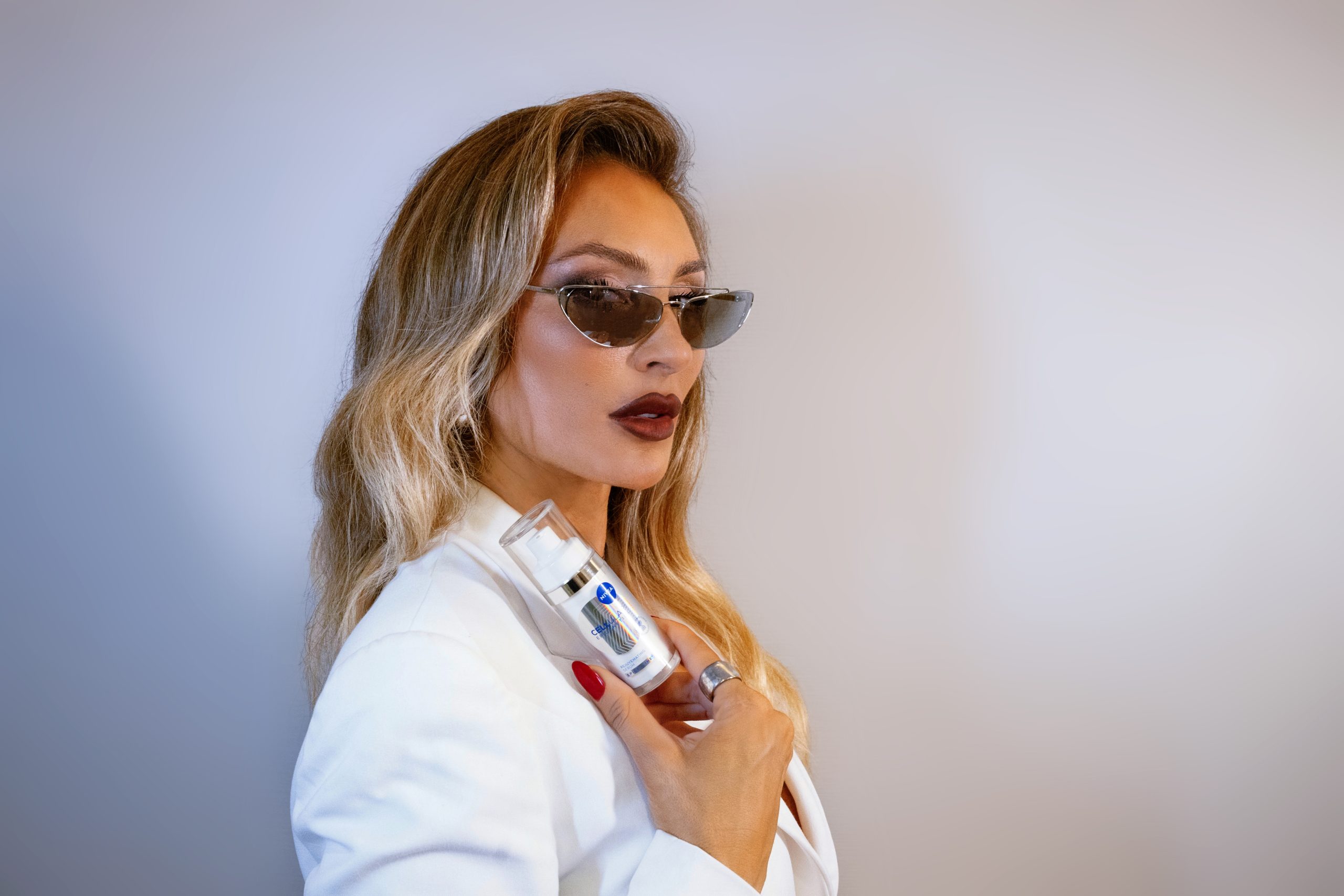 NIVEA najavljuje ekskluzivno partnerstvo sa Senidah - Snaga, autentičnost i ljepota u novoj eri njege kože