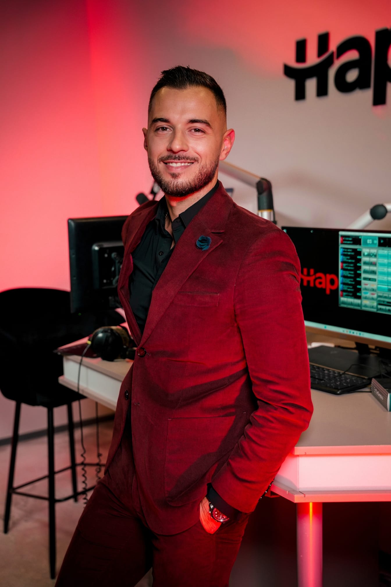 Najpoželjniji domaći neženja otkrio ljubavni status i što ga ispunjava van pozornice: 