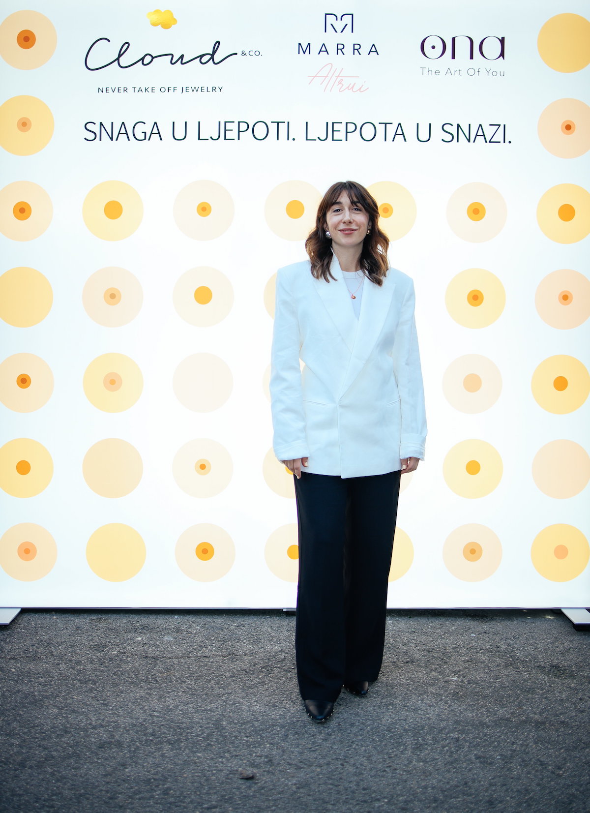 Nakit s pričom: održan event podrške kampanji Cloud&Co-a i udruge Marra Altrui za žene oboljele od raka dojkeSaznajte sve o projektu besplatne 3d repigmentacije bradavica i areola i kako ga podržati