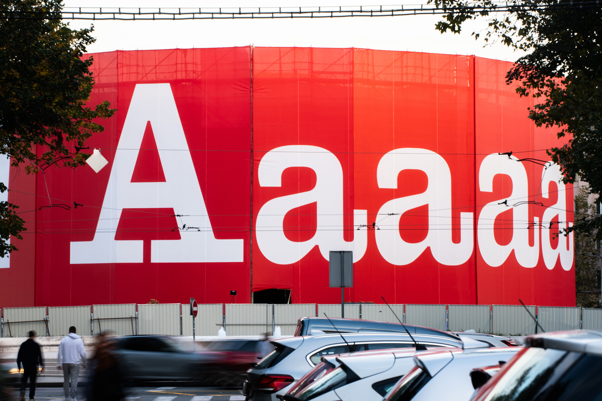 Nora Turato Rad na Meštrovićevom paviljonu podjednako je zrcalo mene kao autorice i društva u kojem živimo