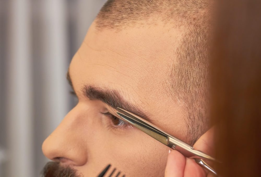 Obrve koje govore više od riječi koliko ‘uređivanja’ za muškarce je zaista dovoljno