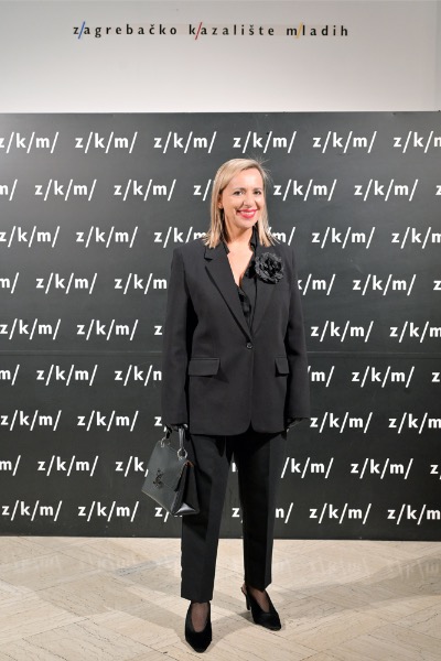  Održana premijera predstave „Max, Mischa i ofenziva Tet“ - ZKM PREMIJERA U ZKM-u – MAX, MISCHA I OFENZIVA TET Kultni roman Johana Harstada u režiji Ivice Buljana