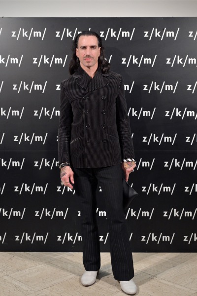  Održana premijera predstave „Max, Mischa i ofenziva Tet“ - ZKM PREMIJERA U ZKM-u – MAX, MISCHA I OFENZIVA TET Kultni roman Johana Harstada u režiji Ivice Buljana