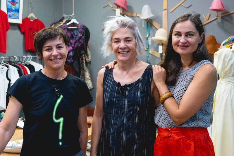 POP-UP ODRŽIVE MODE U GALERIJI KLET Tri brenda spore mode iz Sarajeva donose u Zagreb spoj promišljenog dizajna, odgovorne proizvodnje i autentične ljepote